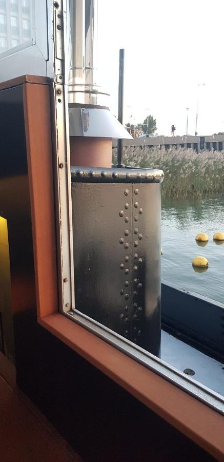 Wheelhouse Euphrate Houseboat Bed & Breakfast Diemen Ngoại thất bức ảnh